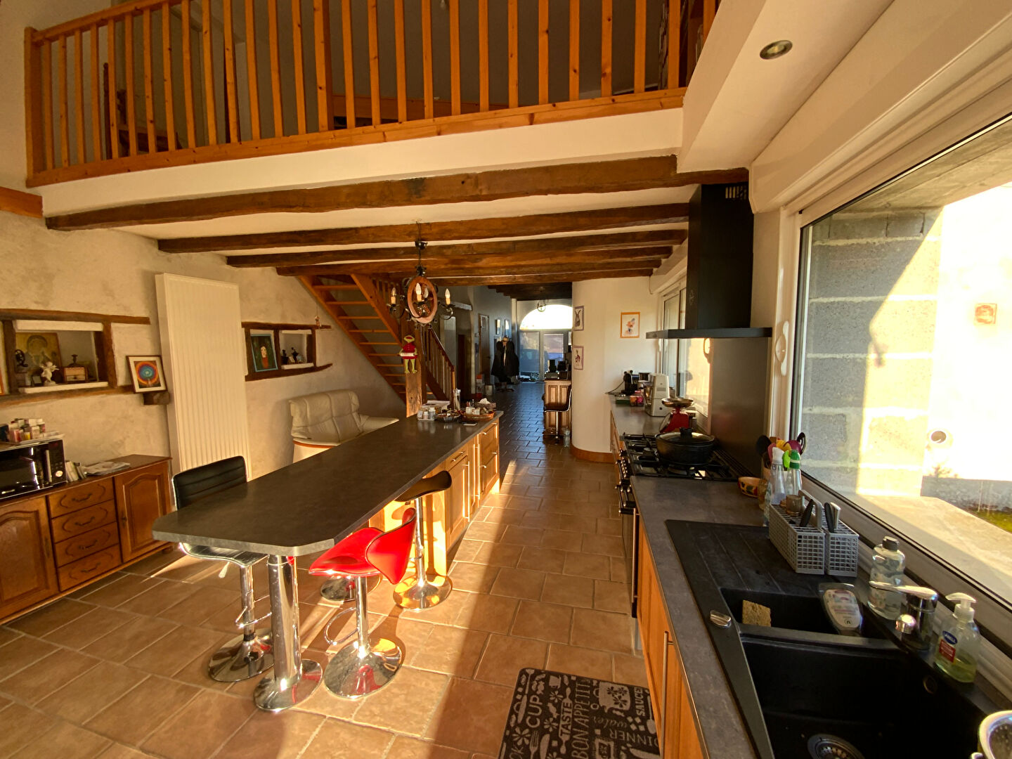 Ferme rénovée avec cachet 250 m²  habitables