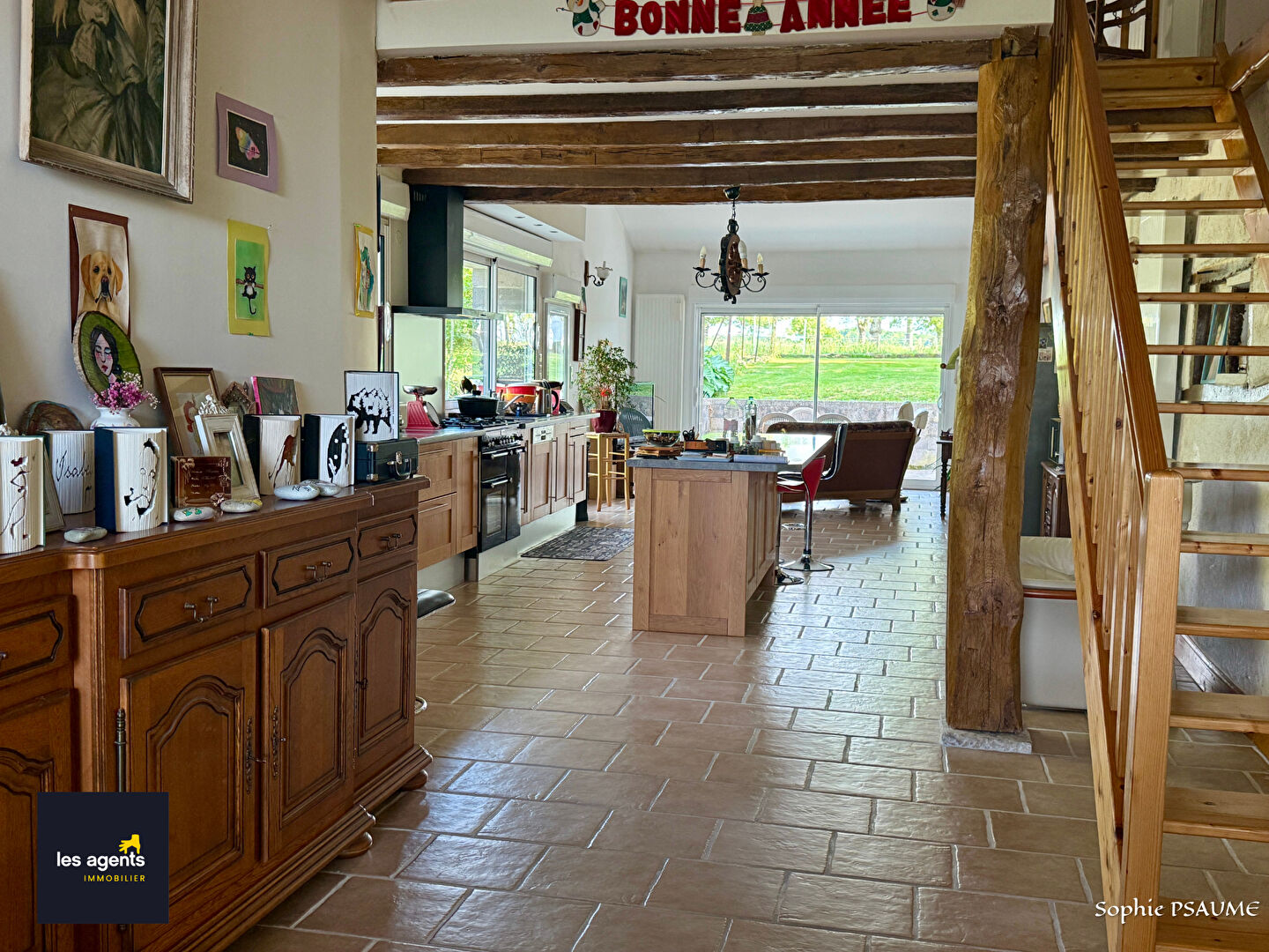 Ferme rénovée avec cachet 250 m²  habitables