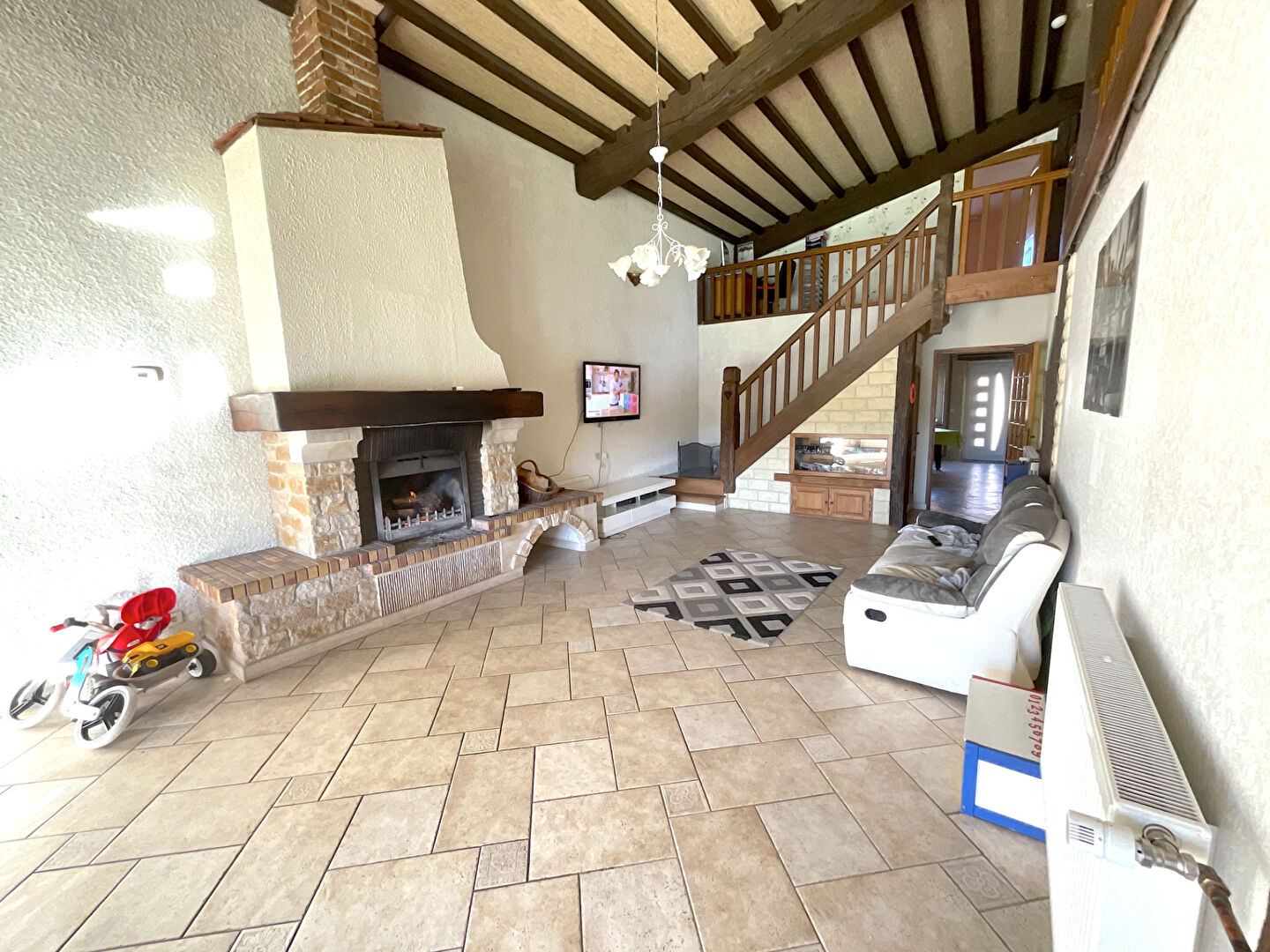 Maison Breurey Les Faverney 7 pièces 6 chambres 255m2 habitables 1408m2 terrain garage