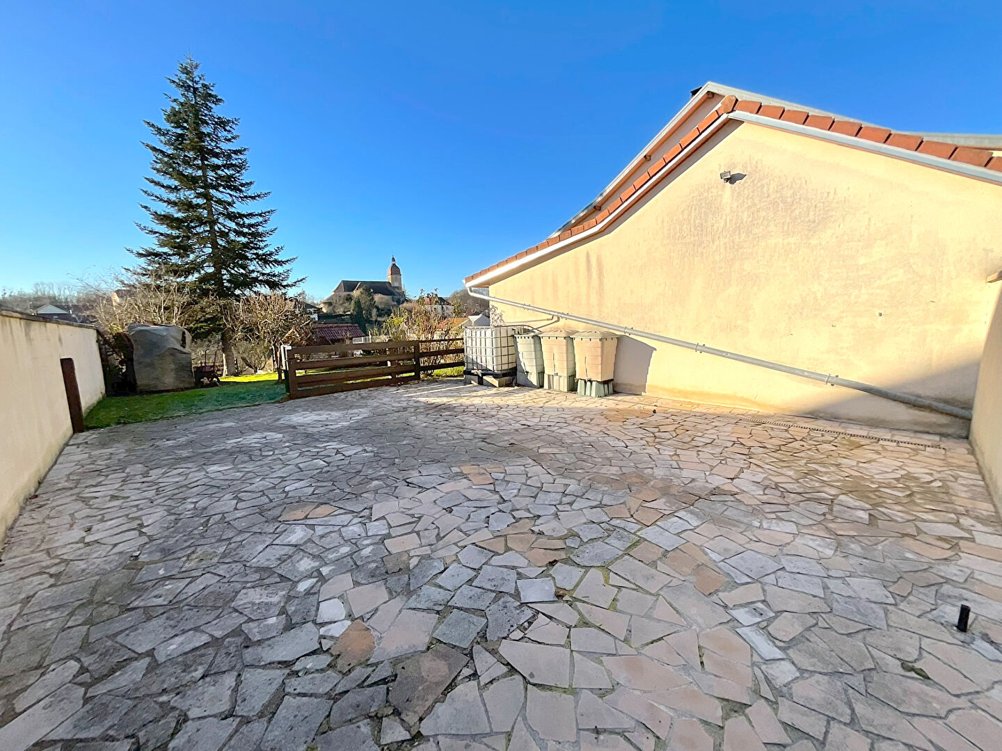 Maison Breurey Les Faverney 7 pièces 6 chambres 255m2 habitables 1408m2 terrain garage