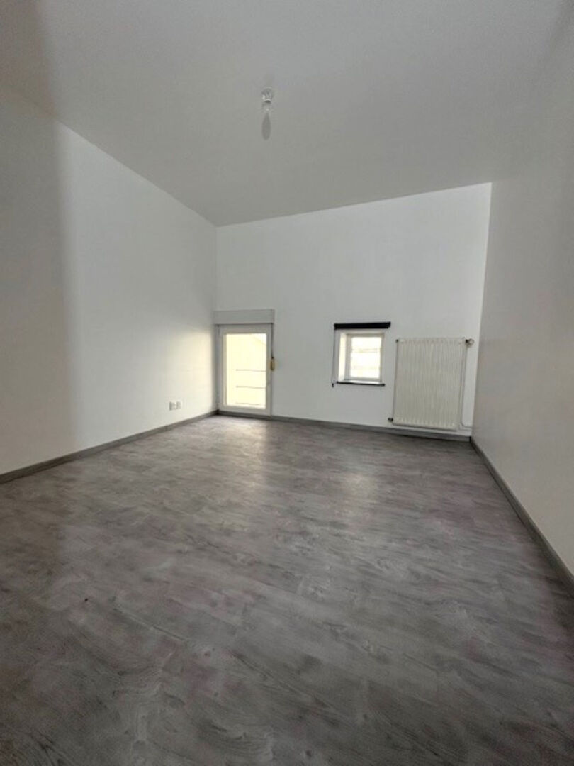 RAMBERVILLERS - maison 94m2 avec terrasse -  5 pièces -.3 chambres