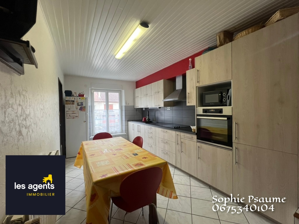 Maisons  10 pièces 240 m2