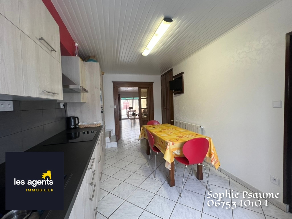 Maisons  10 pièces 240 m2