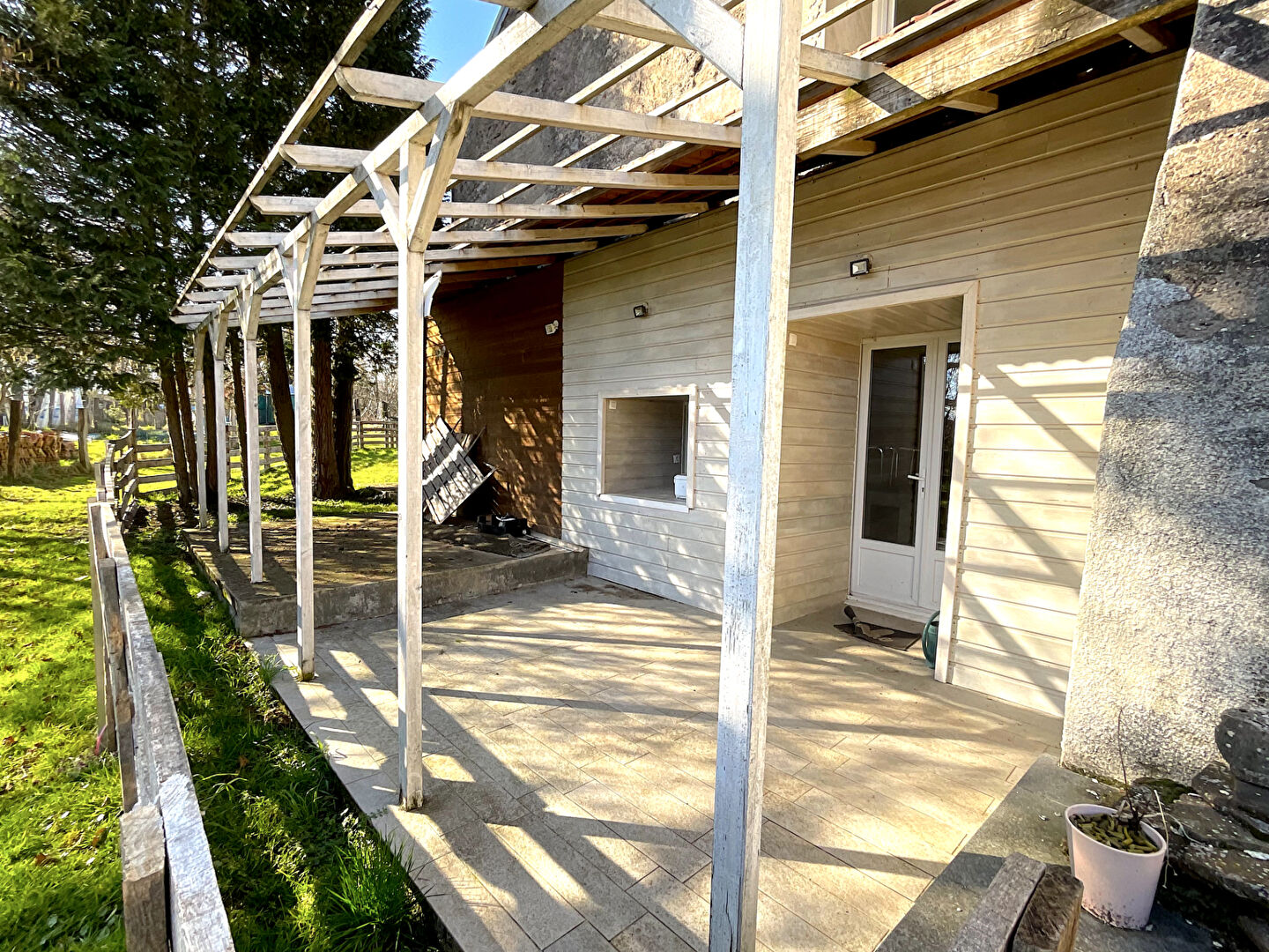 Maison Briaucourt 8 pièces 163m2 habitables, 6chambres, terrain, garage