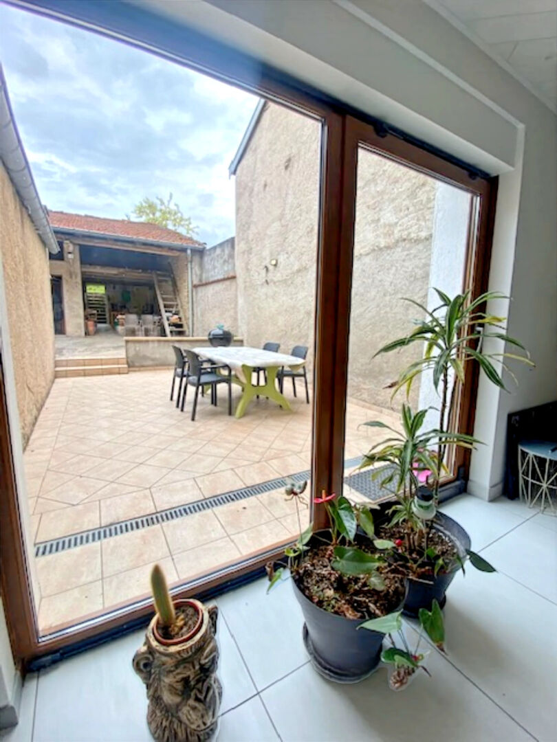 Maison rénovée 4 chambres Villacourt