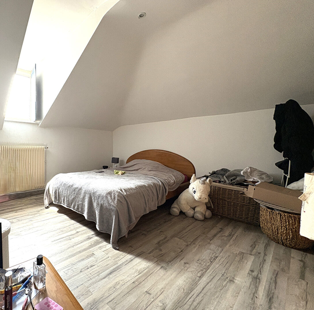 Maison de caractère Epinal 9 pièces -  5 chambres - 3 sdb - véranda
