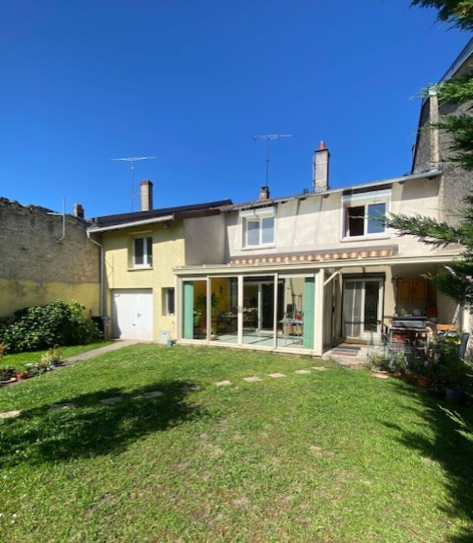 Maison Roville Devant Bayon 6 pièce(s) 130 m2