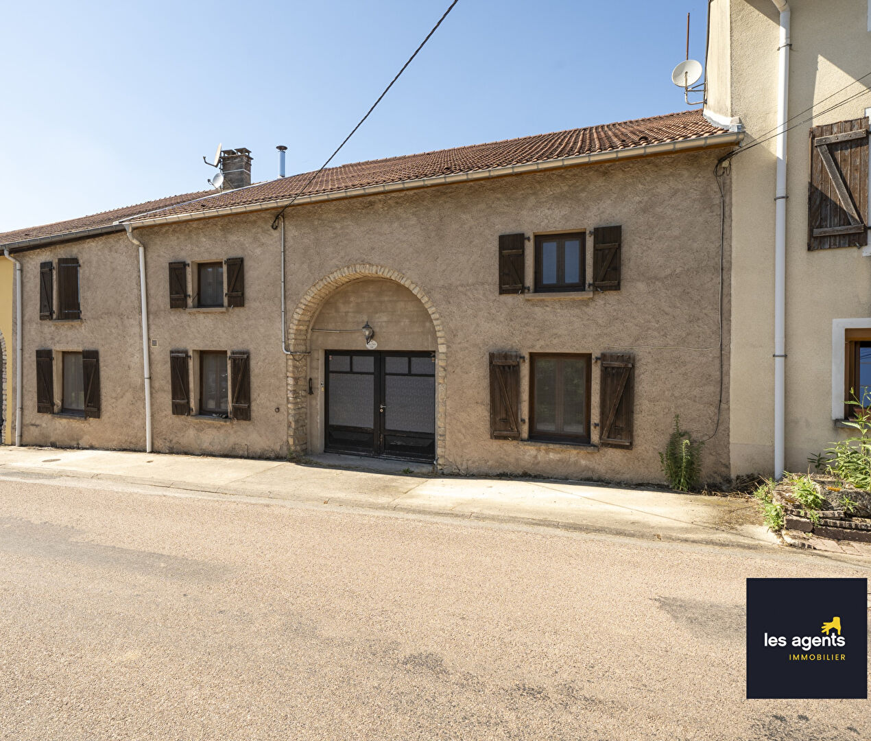GIRCOURT LES VIEVILLE - Maison  202 m2 + 3 Chambres (poss. 4) - Terrain