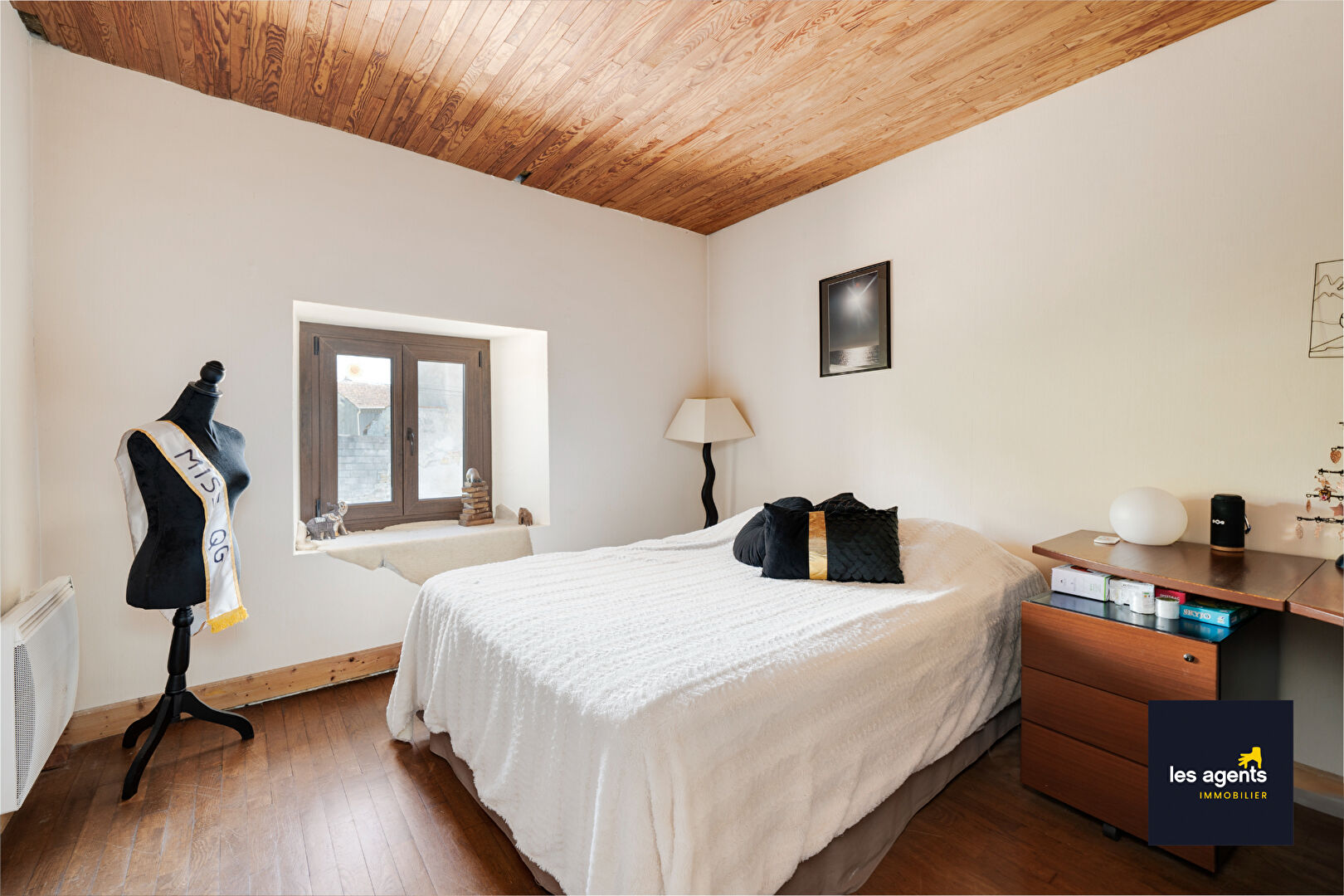 GIRCOURT LES VIEVILLE - Maison  202 m2 + 3 Chambres (poss. 4) - Terrain
