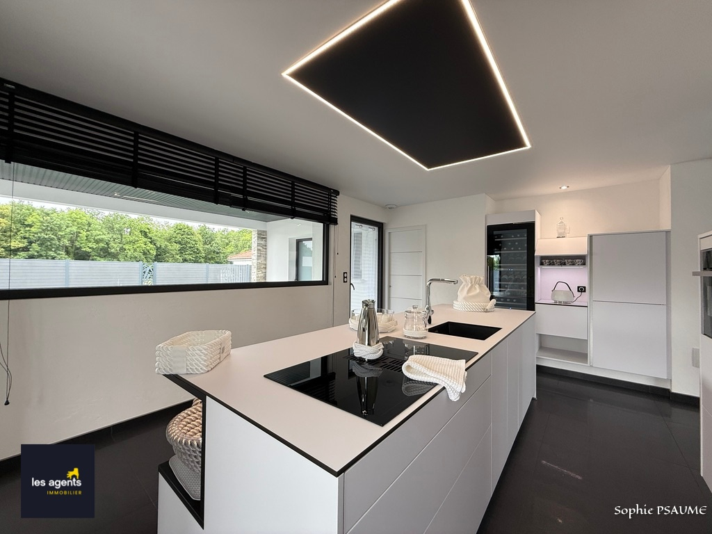 Maison  récente et moderne 4 pièce(s) 103 m2