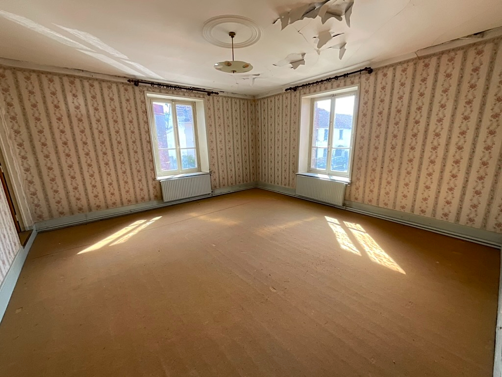 Maison Polaincourt Et Clairefontaine 5 pièces 180m2 2900m2 terrain garage + dépendance