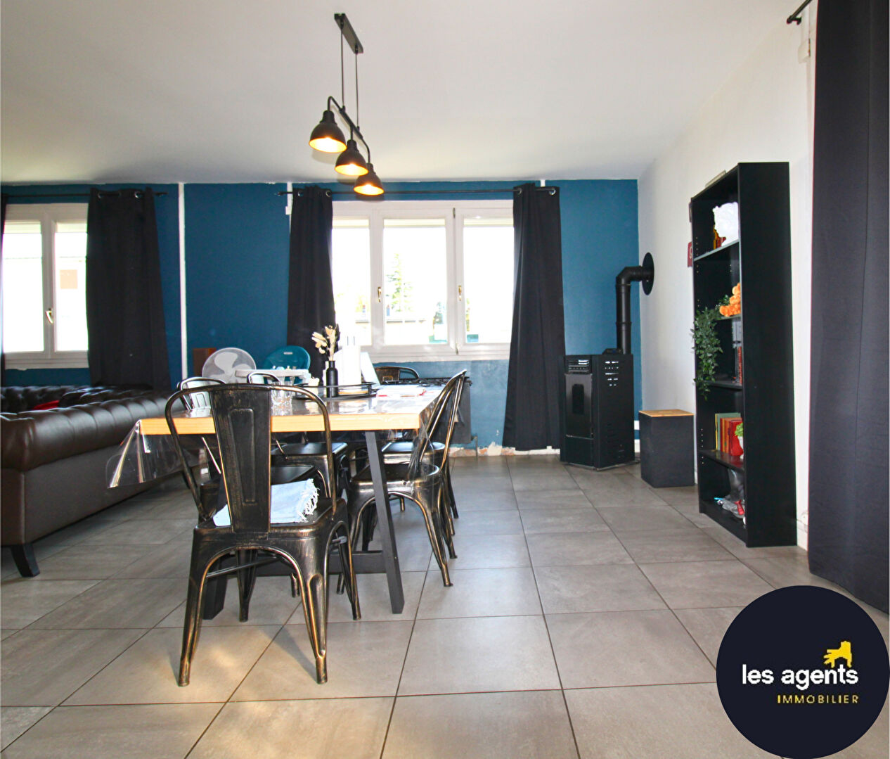 Maison rénové avec 685 m2 de terrain