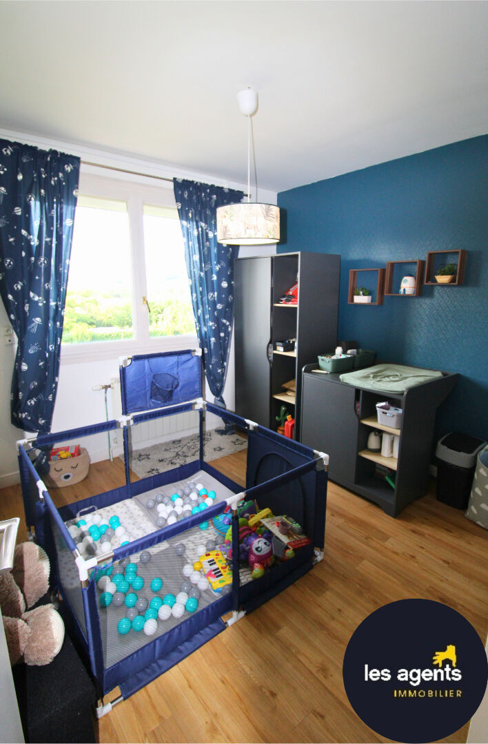 Maison rénové avec 685 m2 de terrain