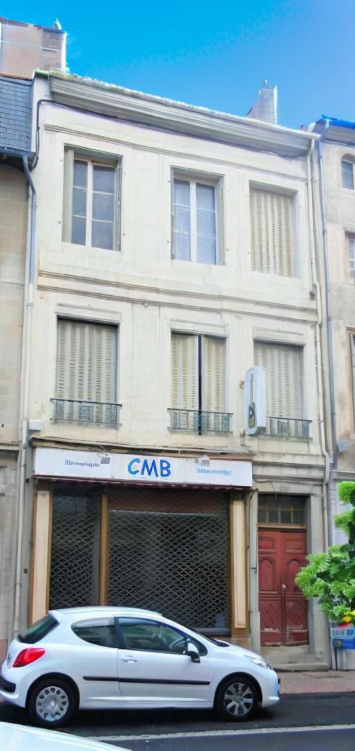 Immeuble de rapport Mirecourt 5 pièce(s) 210 m2