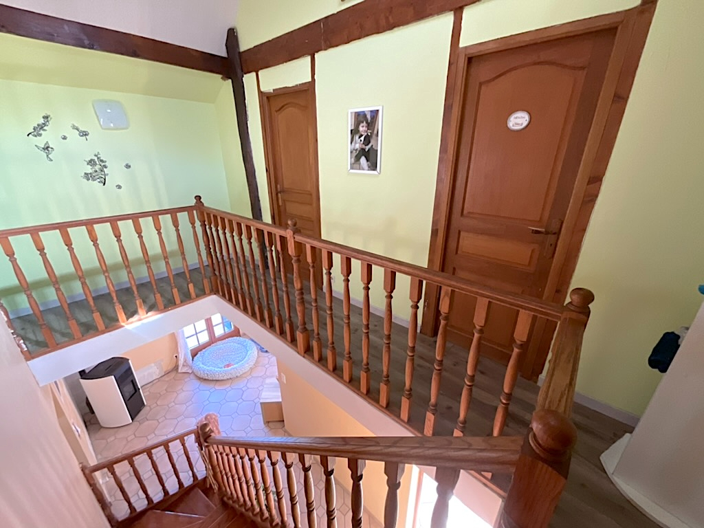 Pavillon Vitrey Sur Mance 6 pièces 165m2 habitables 3112m2 terrain Garage