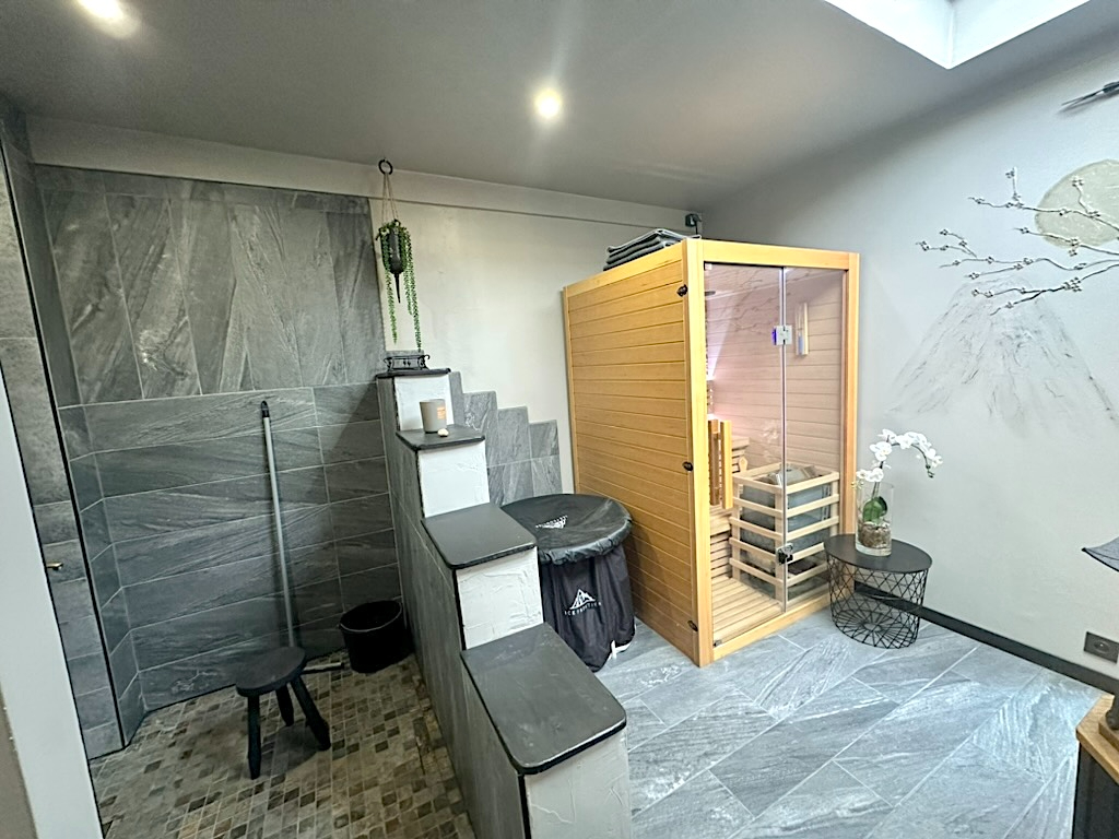 Maison Luxeuil Les Bains 6 pièces 200 m2