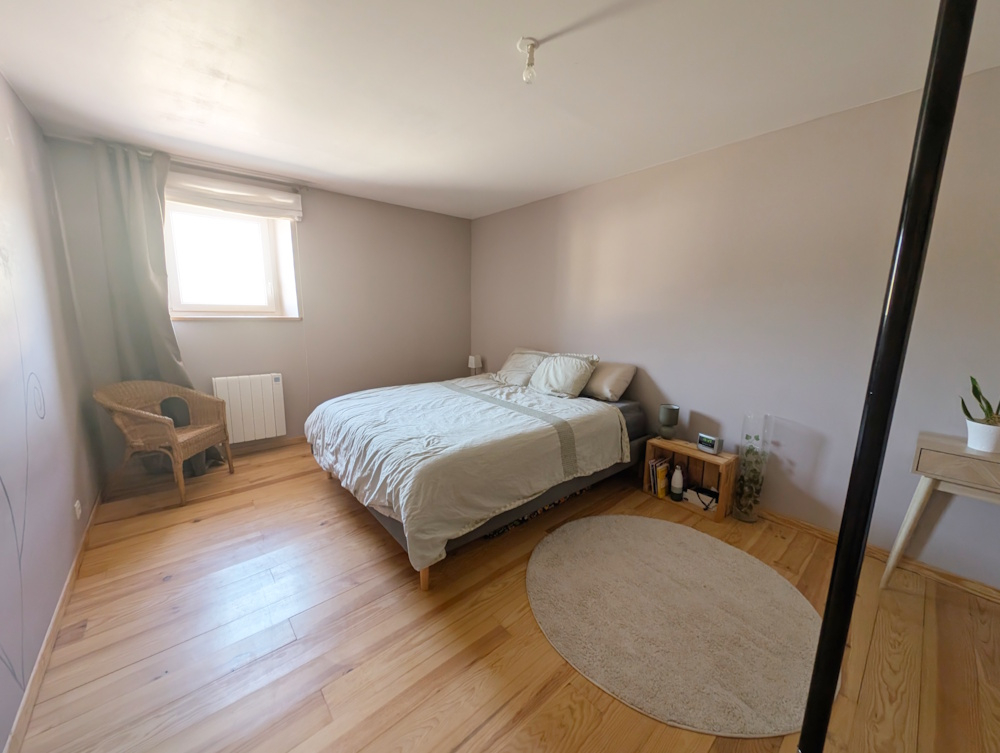 Maison familiale rénovée avec piscine  269 m² habitables