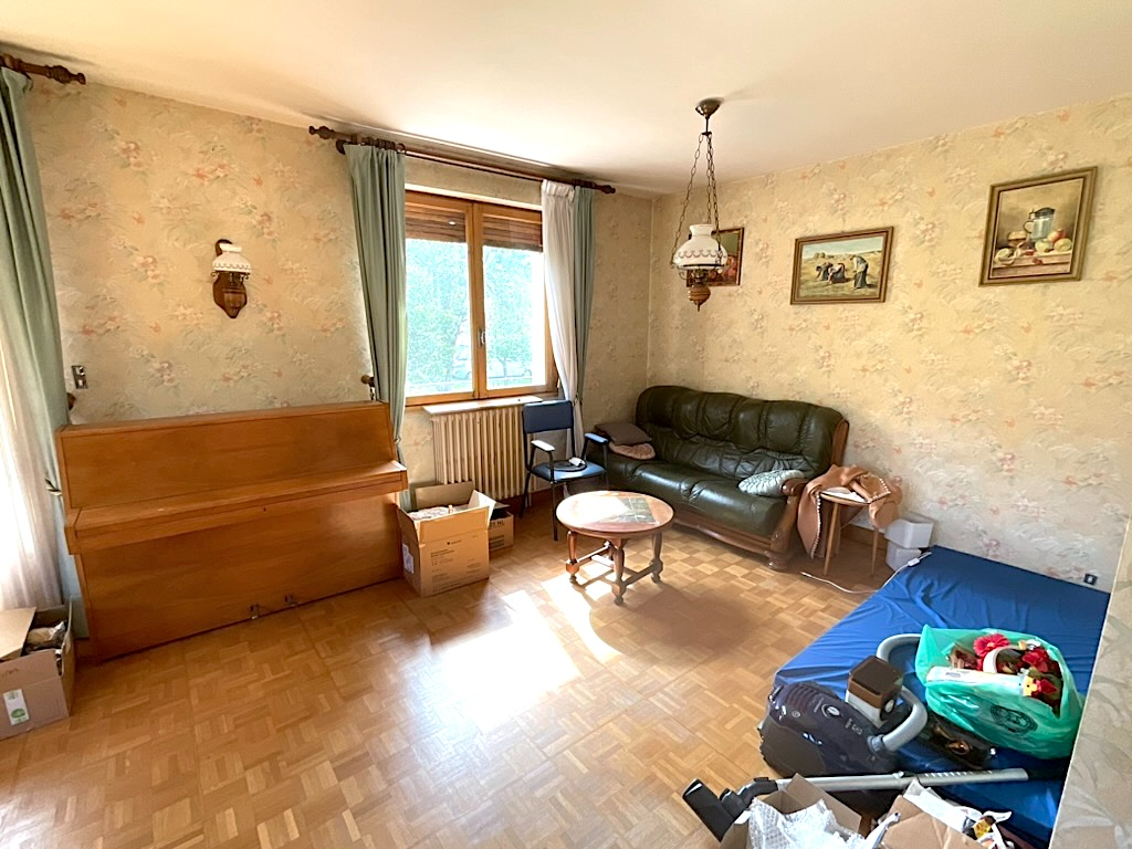 Pavillon sur sous-sol Vauvillers 5 pièces 131m2 terrain 1760m2