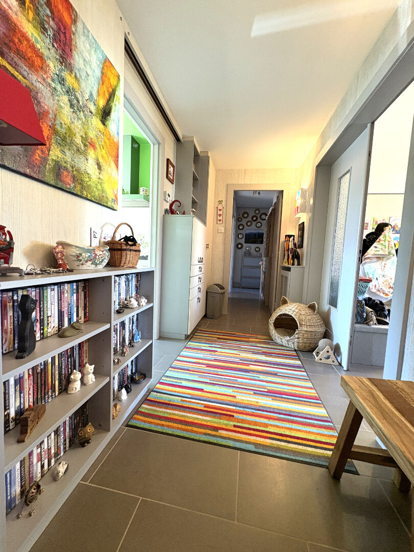 EPINAL Rive droite - Charmant T4 d'env. 100 m²  avec 3 chambres et garage