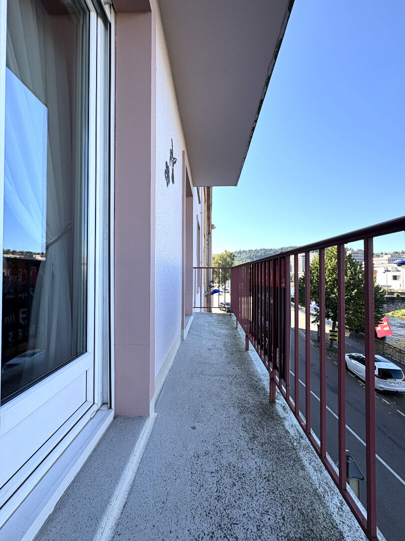 EPINAL Rive droite - Charmant T4 d'env. 100 m²  avec 3 chambres et garage