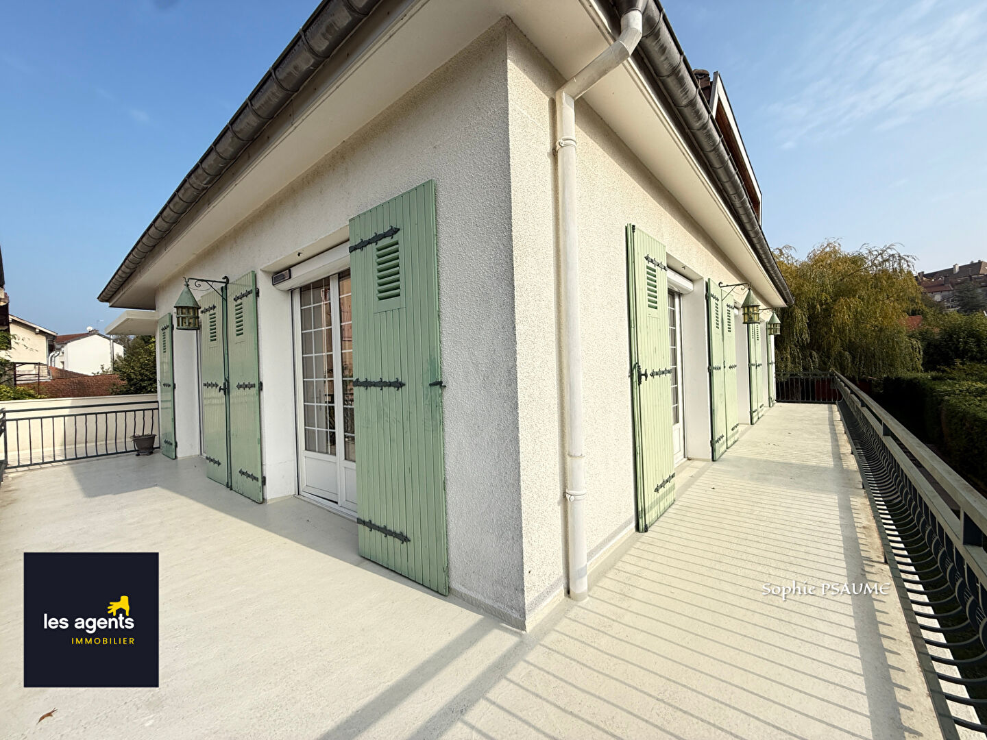 Pavillon indépendant Neufchateau 260 m2