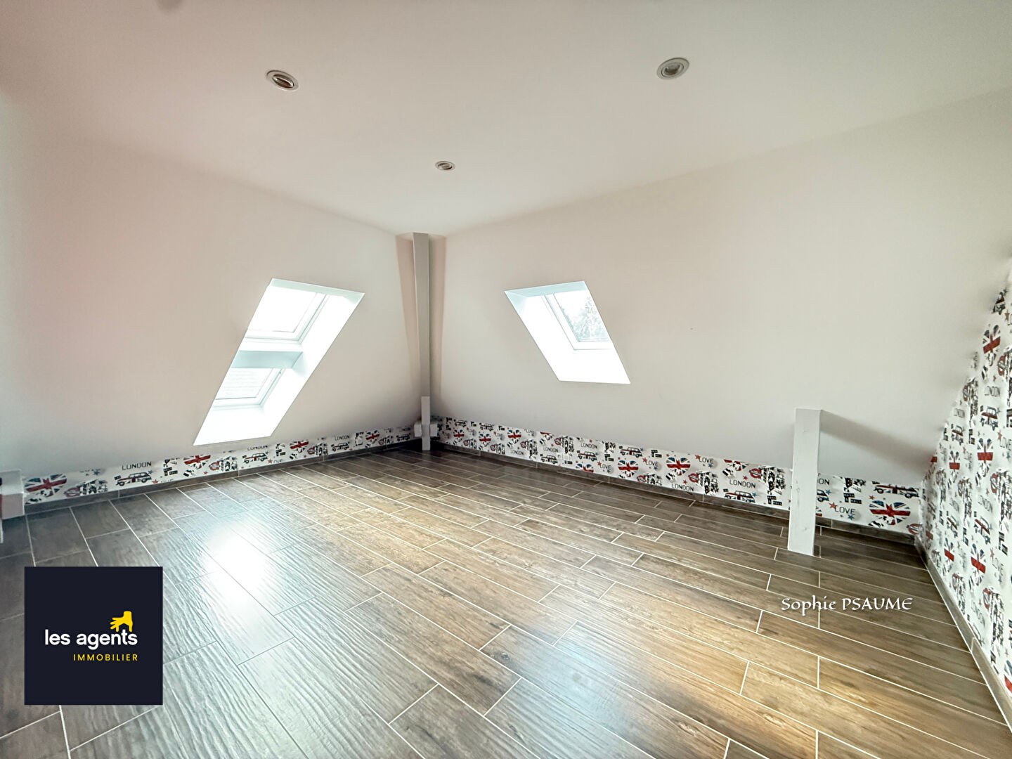 Pavillon indépendant Neufchateau 260 m2