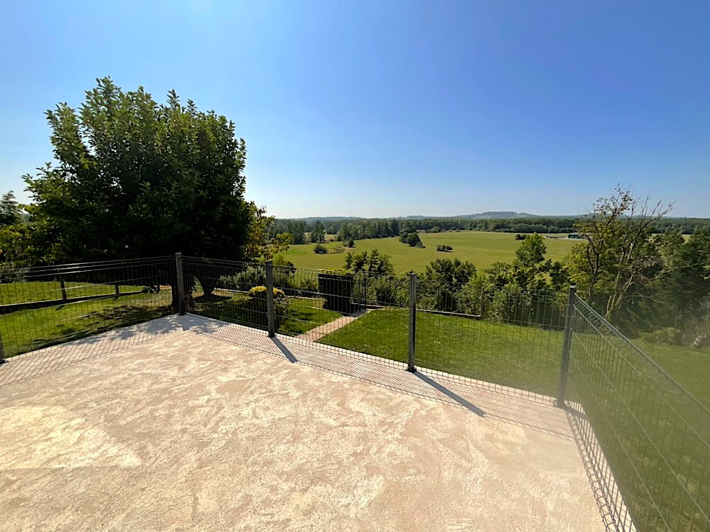 Maison Selles 6 pièces 166m2habitables, 4 chambres, grange, terrain de 3453m2