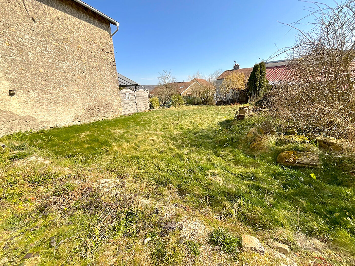 Maison Betaucourt 7 pièces  5chambres 220m2 habitables terrain garage