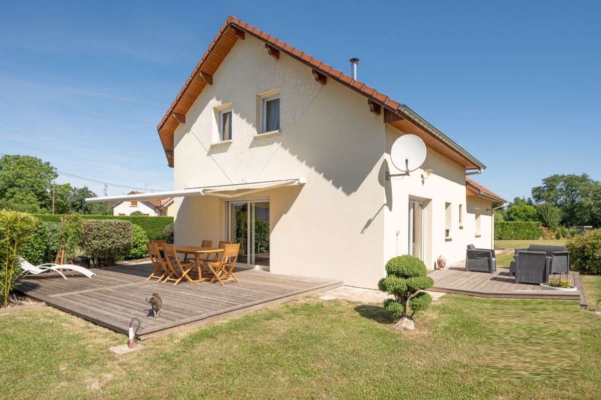 Maison en parfait état secteur CHARMES