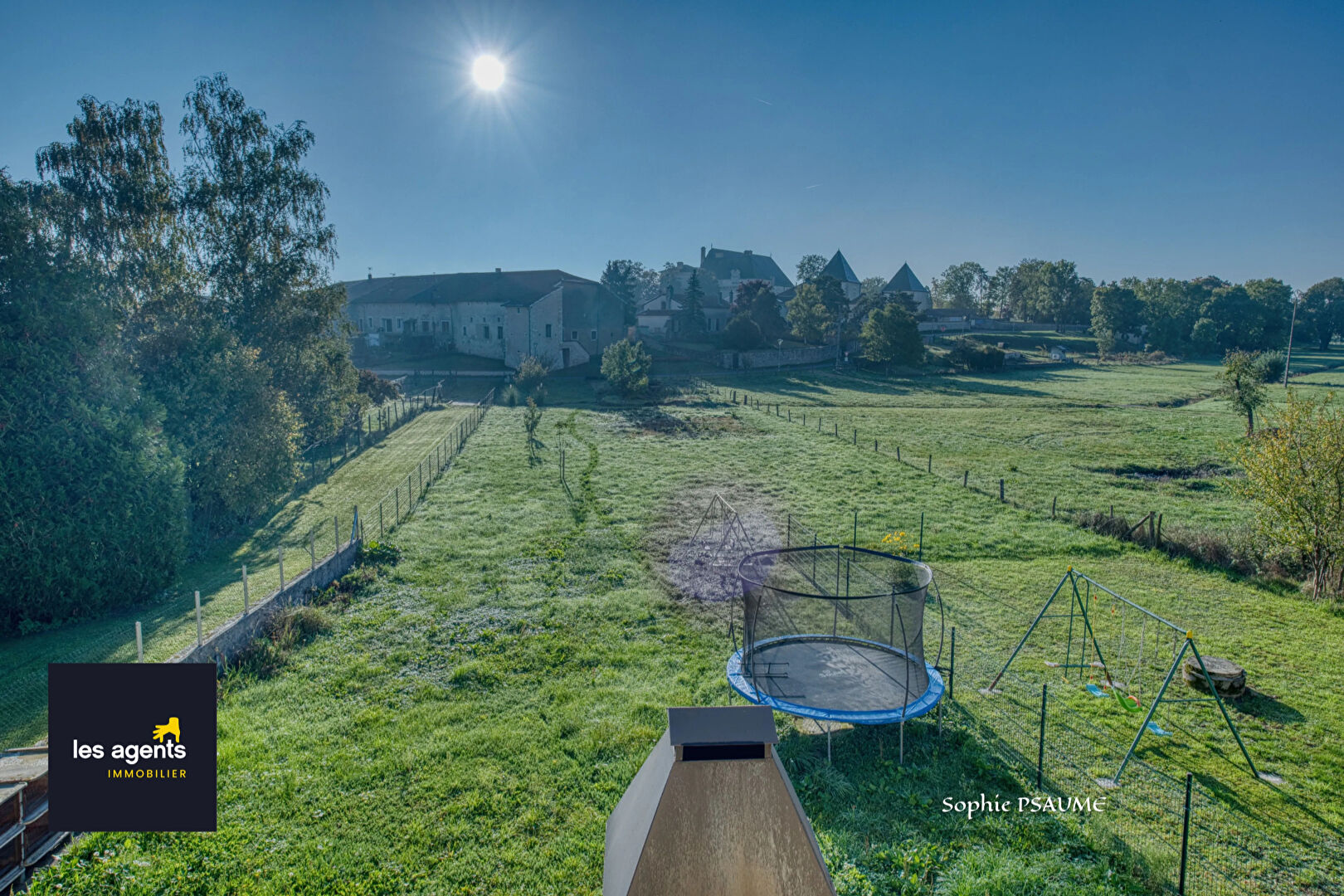 Maison  260 m2
