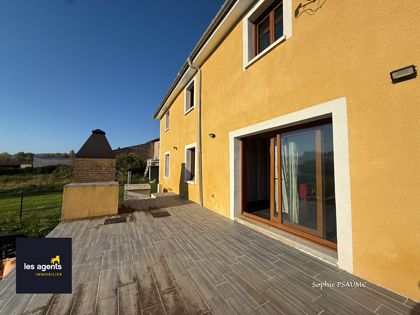 Maison  260 m2