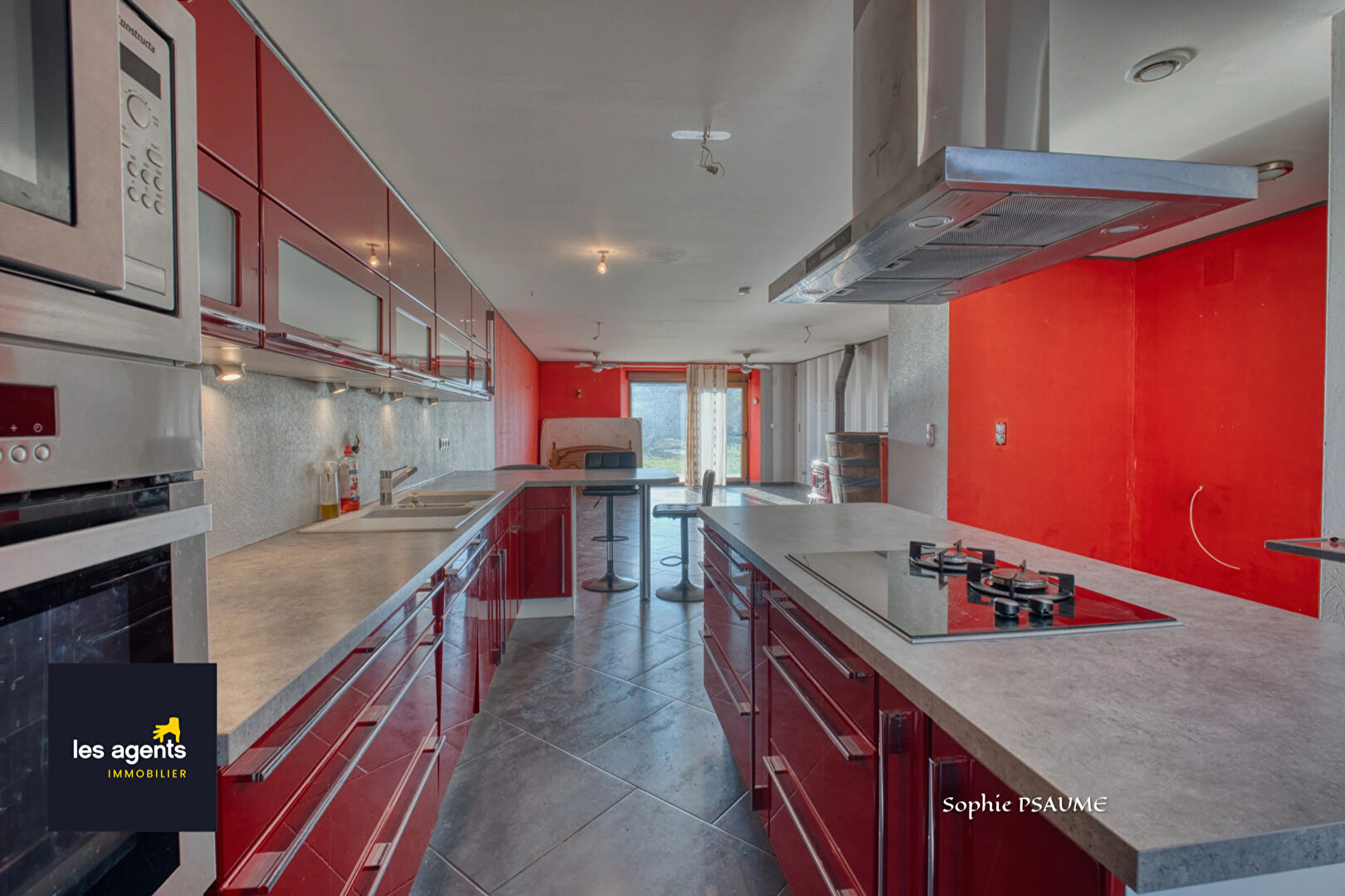 Maison  260 m2