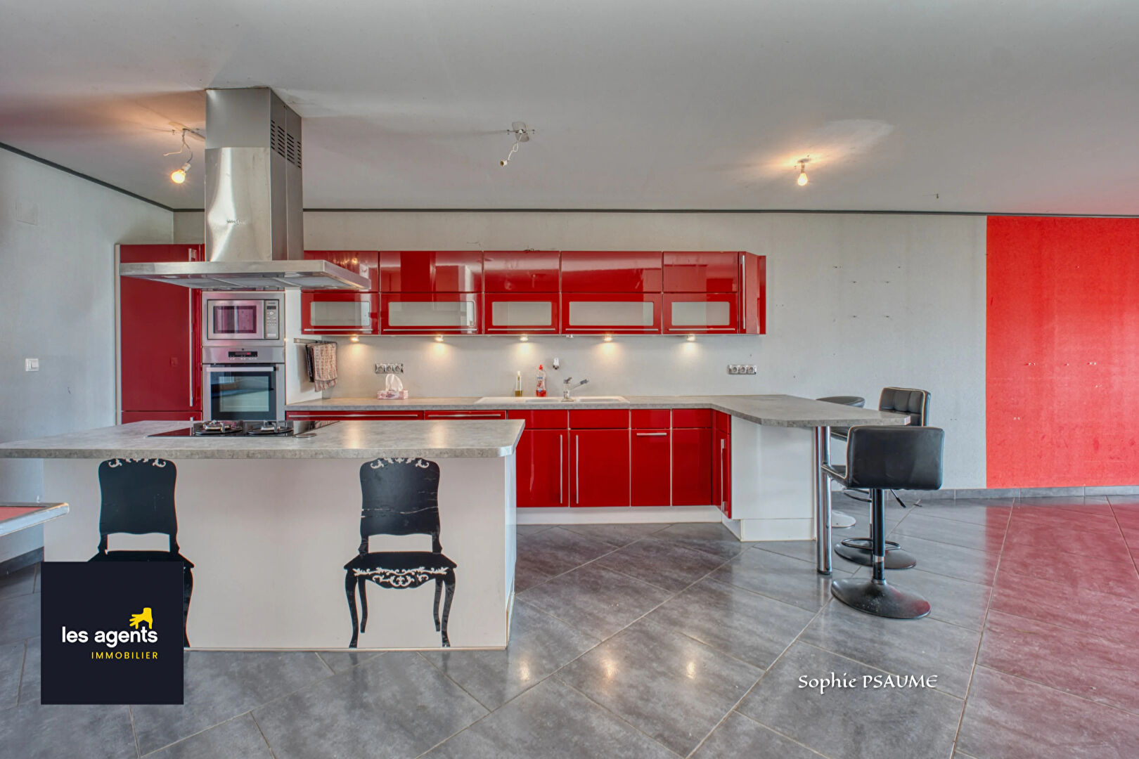 Maison  260 m2
