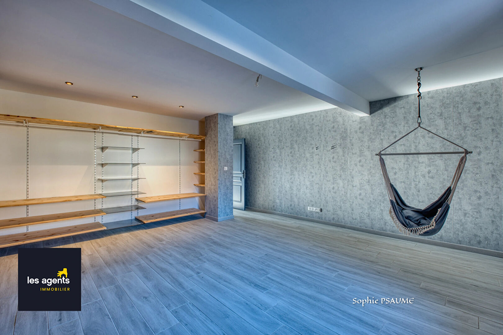 Maison  260 m2