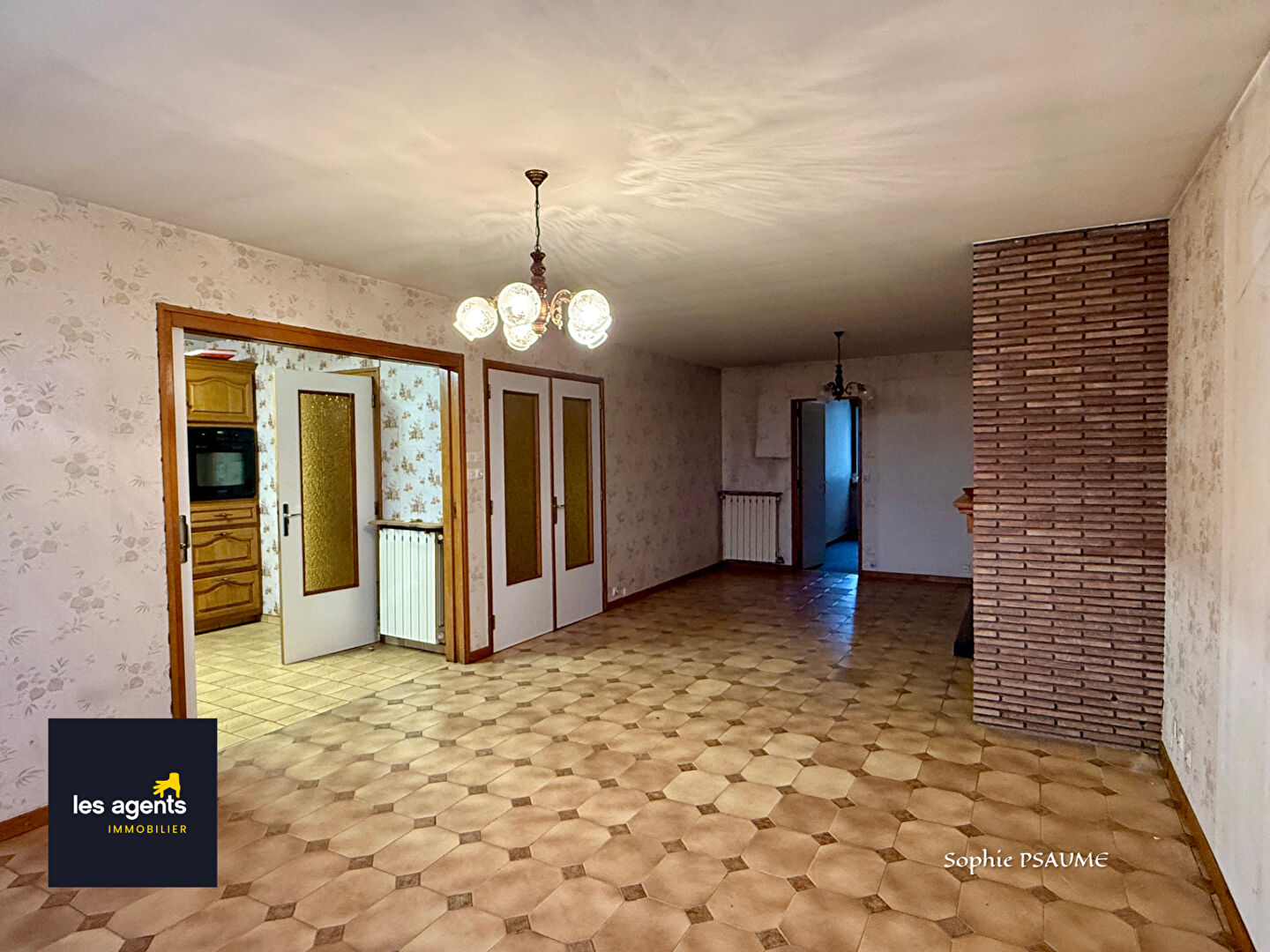 Maison Vitrey 9 pièce(s) 185 m2 + dépendance 250 m2