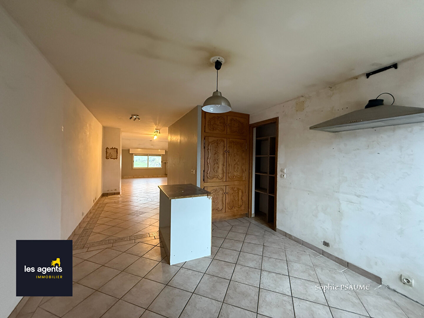 Maison Vitrey 9 pièce(s) 185 m2 + dépendance 250 m2