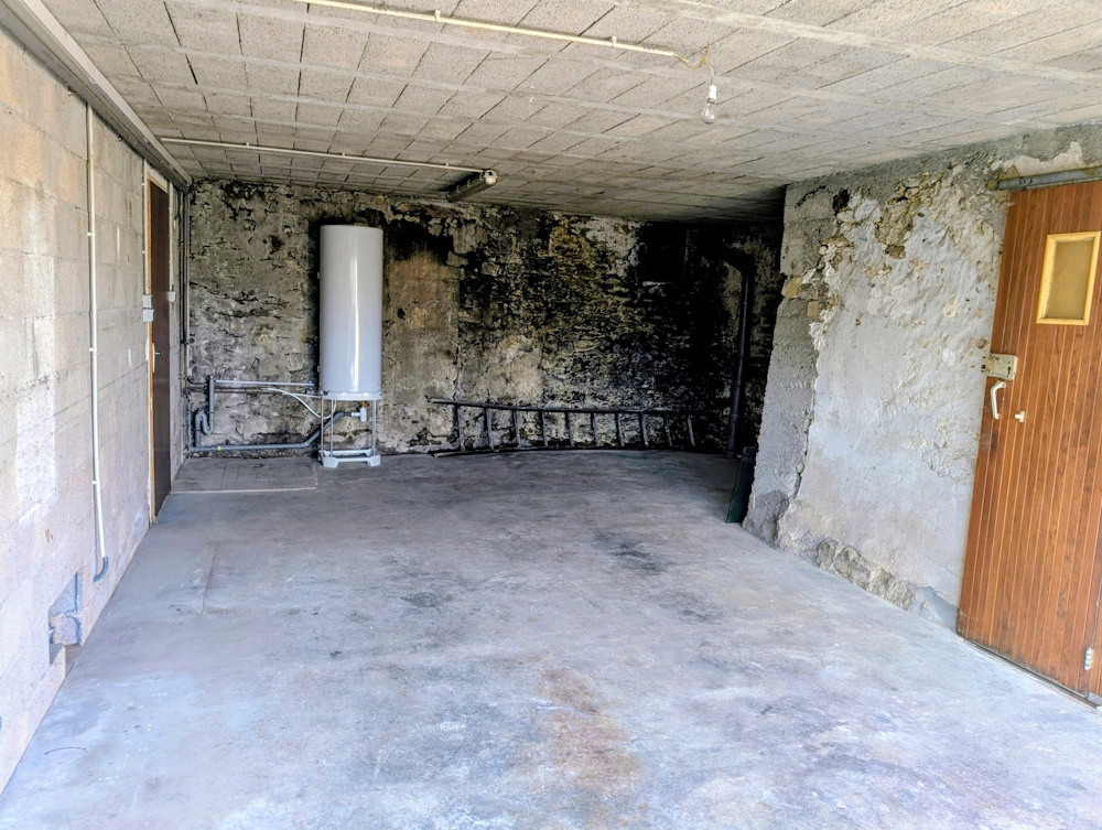 Dompaire Maison de 80m² en bon état dans une impasse