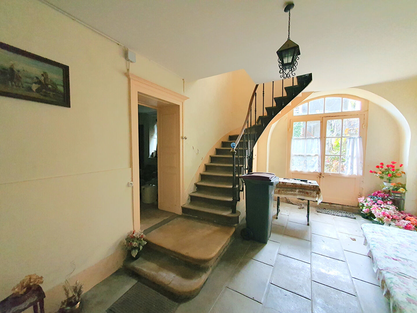 Maison à vendre à Jussey - 9 pièces, 253 m², travaux à prévoir