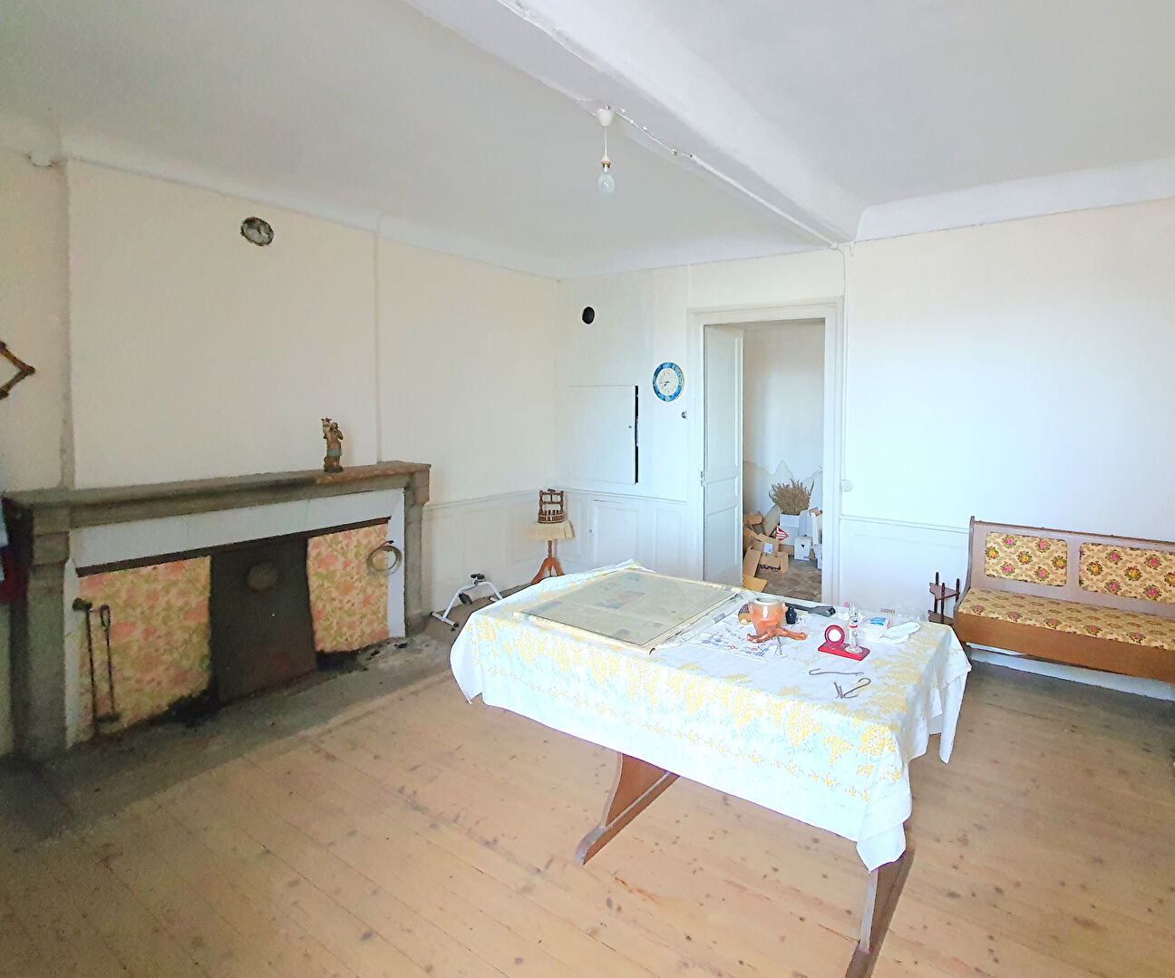 Maison à vendre à Jussey - 9 pièces, 253 m², travaux à prévoir