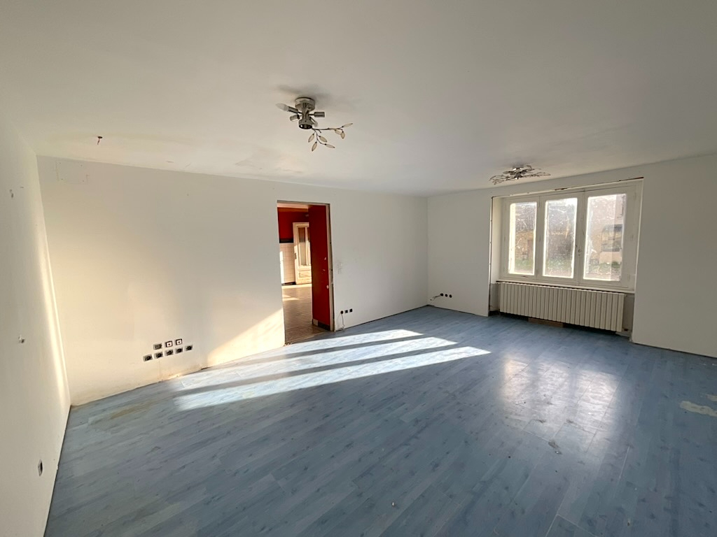 Maison à vendre, Senoncourt - 4 pièces, 400 m², terrain 12 169 m², a rénover