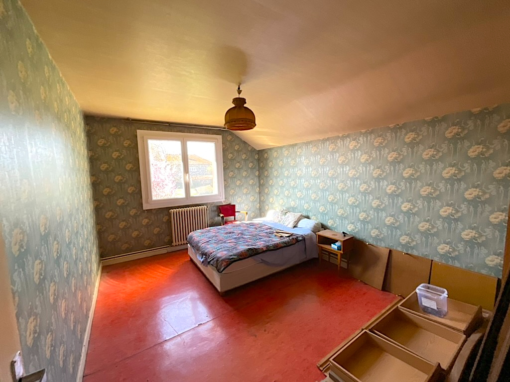 Maison Corre 5 pièces 155m2 2392m2 terrain