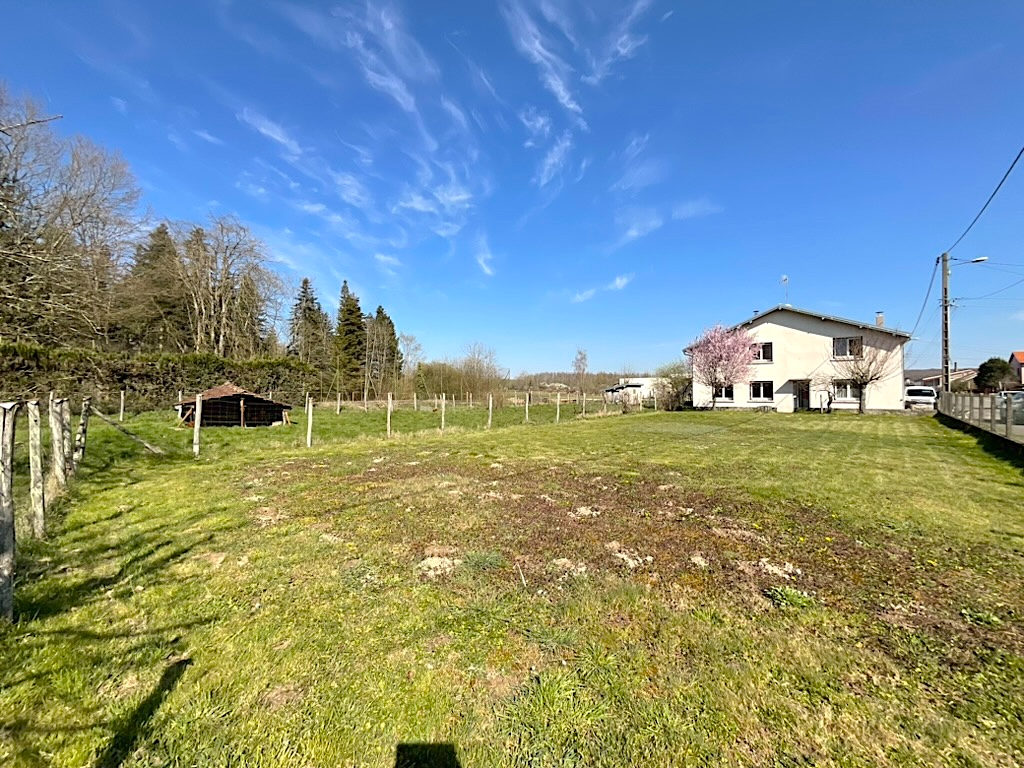 Maison Corre 5 pièces 155m2 2392m2 terrain