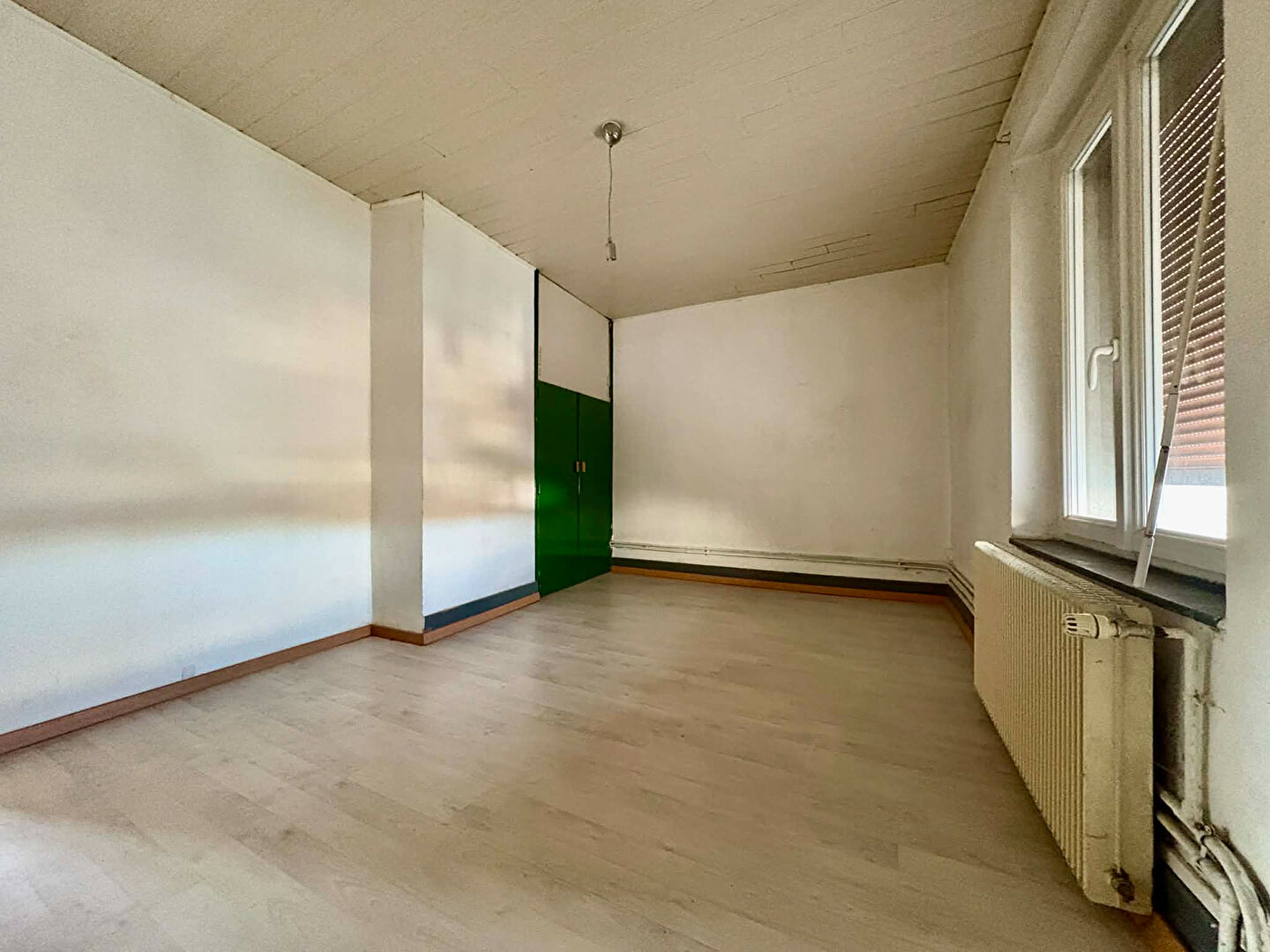 ESSEGNEY - maison 4 pièces 94m2  - 3 chambres - terrasses - garage