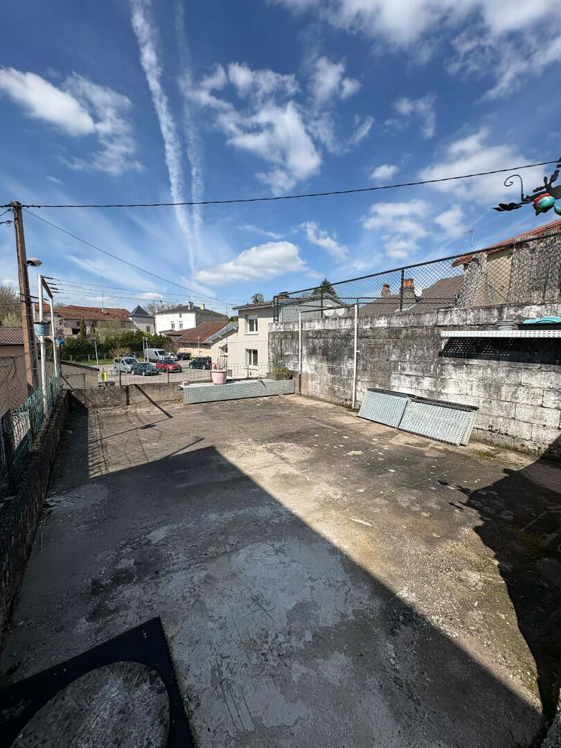 ESSEGNEY - maison 4 pièces 94m2  - 3 chambres - terrasses - garage