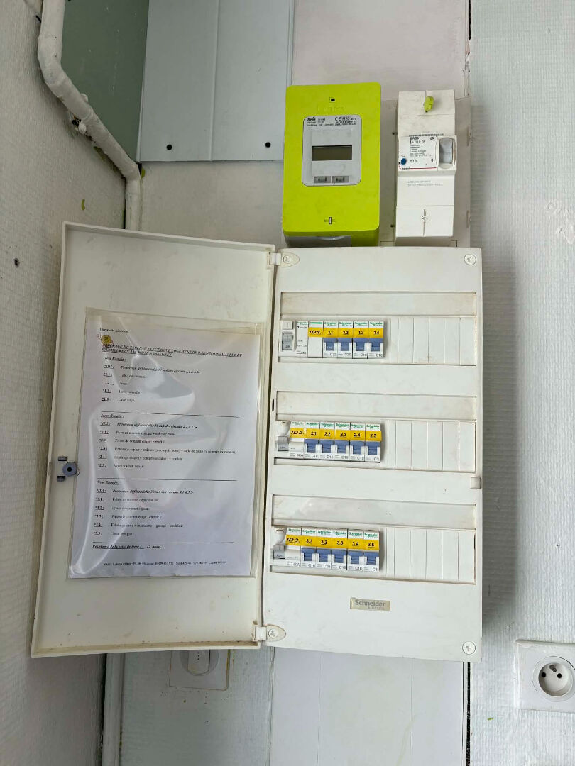 ESSEGNEY - maison 4 pièces 94m2  - 3 chambres - terrasses - garage