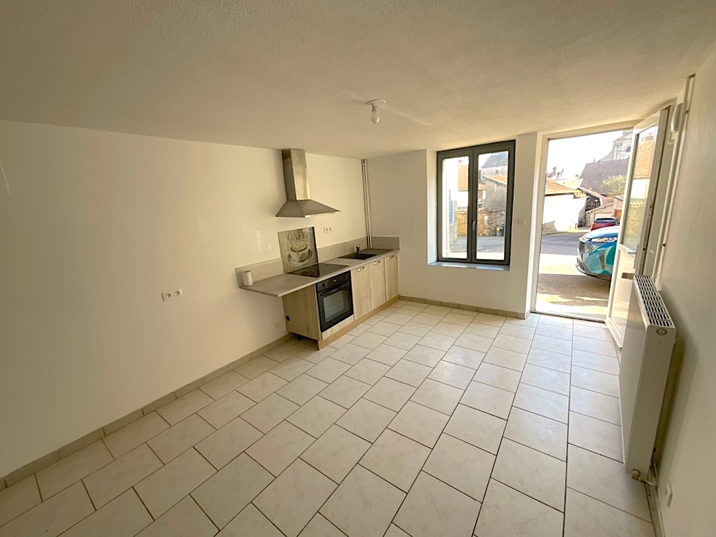Maison Jussey 5 pièces 83m2 150m2 terrain