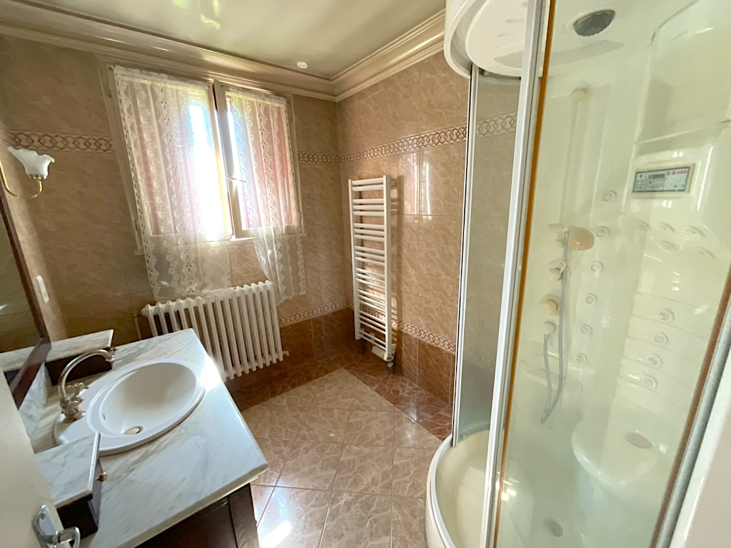 Maison Vitrey Sur Mance 6 pièce(s) 135 m2