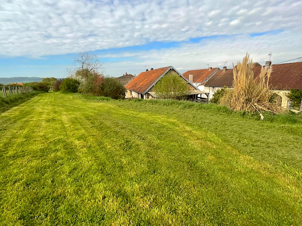 Maison Baulay 5pièces 156m2 habitables 3chambres 1650m2 terrain