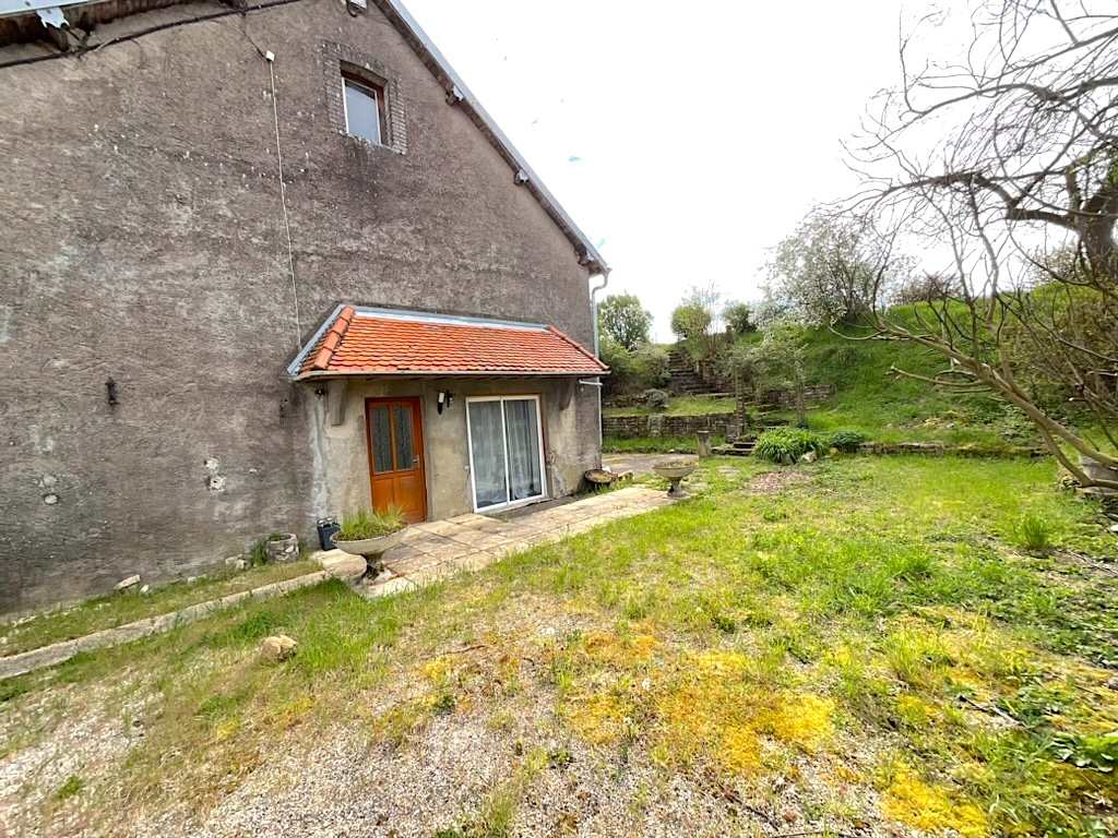 Maison Baulay 5pièces 156m2 habitables 3chambres 1650m2 terrain
