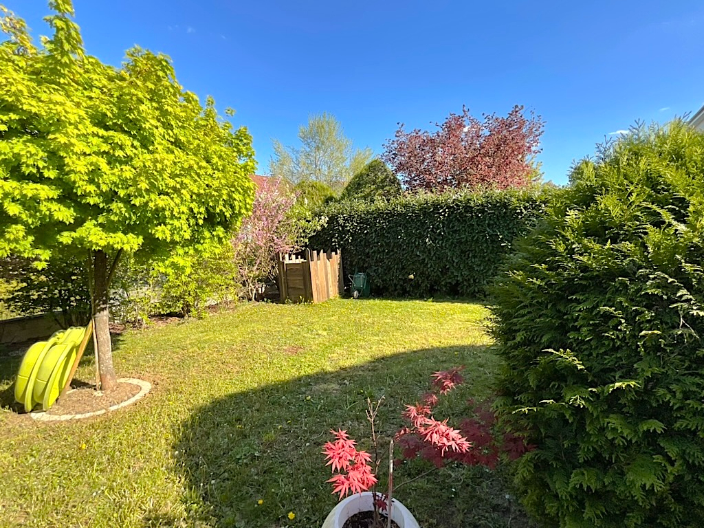 Maison Echenoz La Meline 5 pièces 120 m2 habitables 3 chambres garage terrain